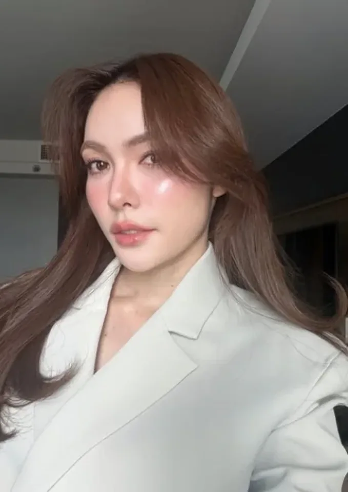 ชาล็อต ออสติน ภาพแฟชั่นคัดเลือก 1 อัปเดต 2026