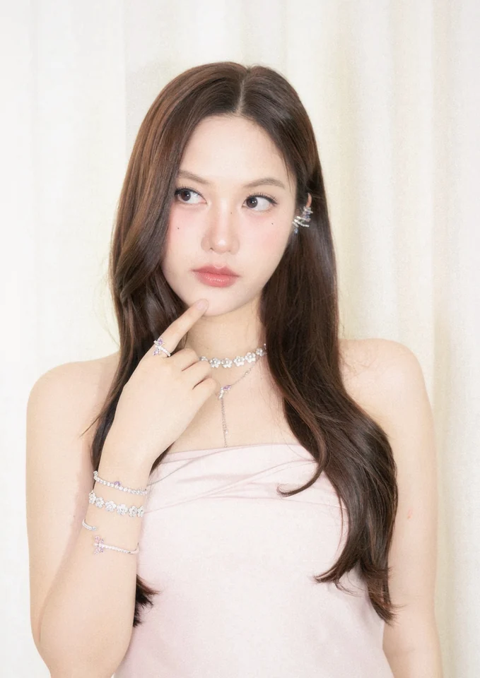 ภาพ ฟรีน สโรชา ลำดับที่ 19