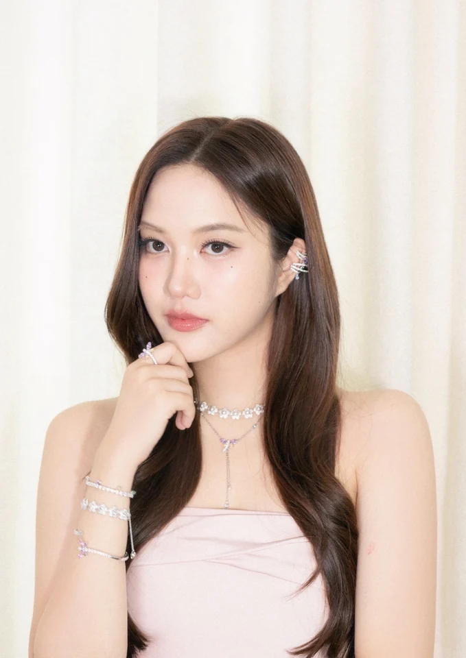 ภาพ ฟรีน สโรชา ลำดับที่ 21